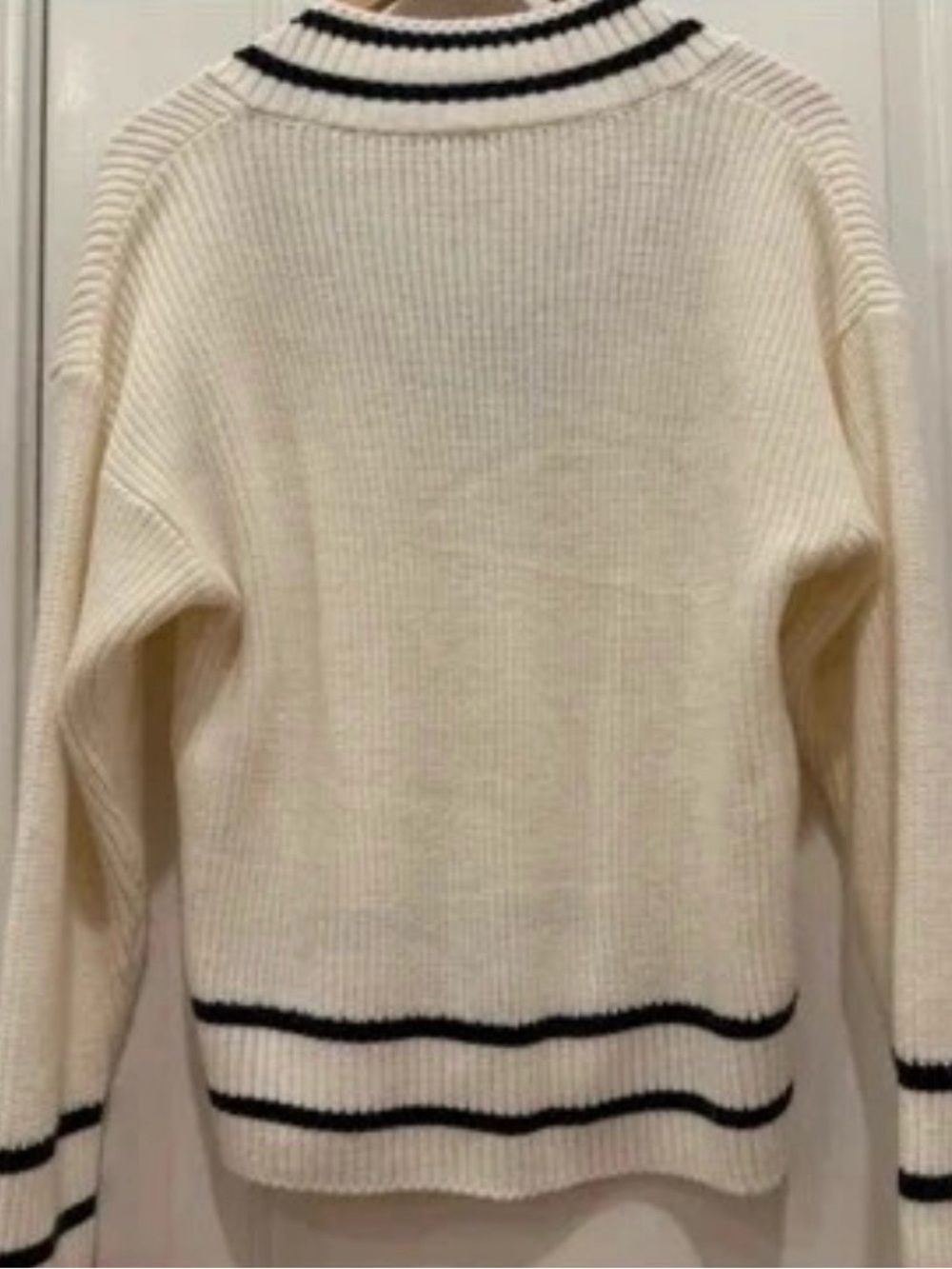 Mango- Classic V-Neck Contrast-Trim Sweater - Cream - Picture 4 of 5